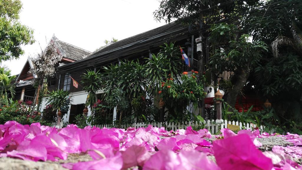 Wisdom Laos Hotel Luang Prabang Luaran gambar