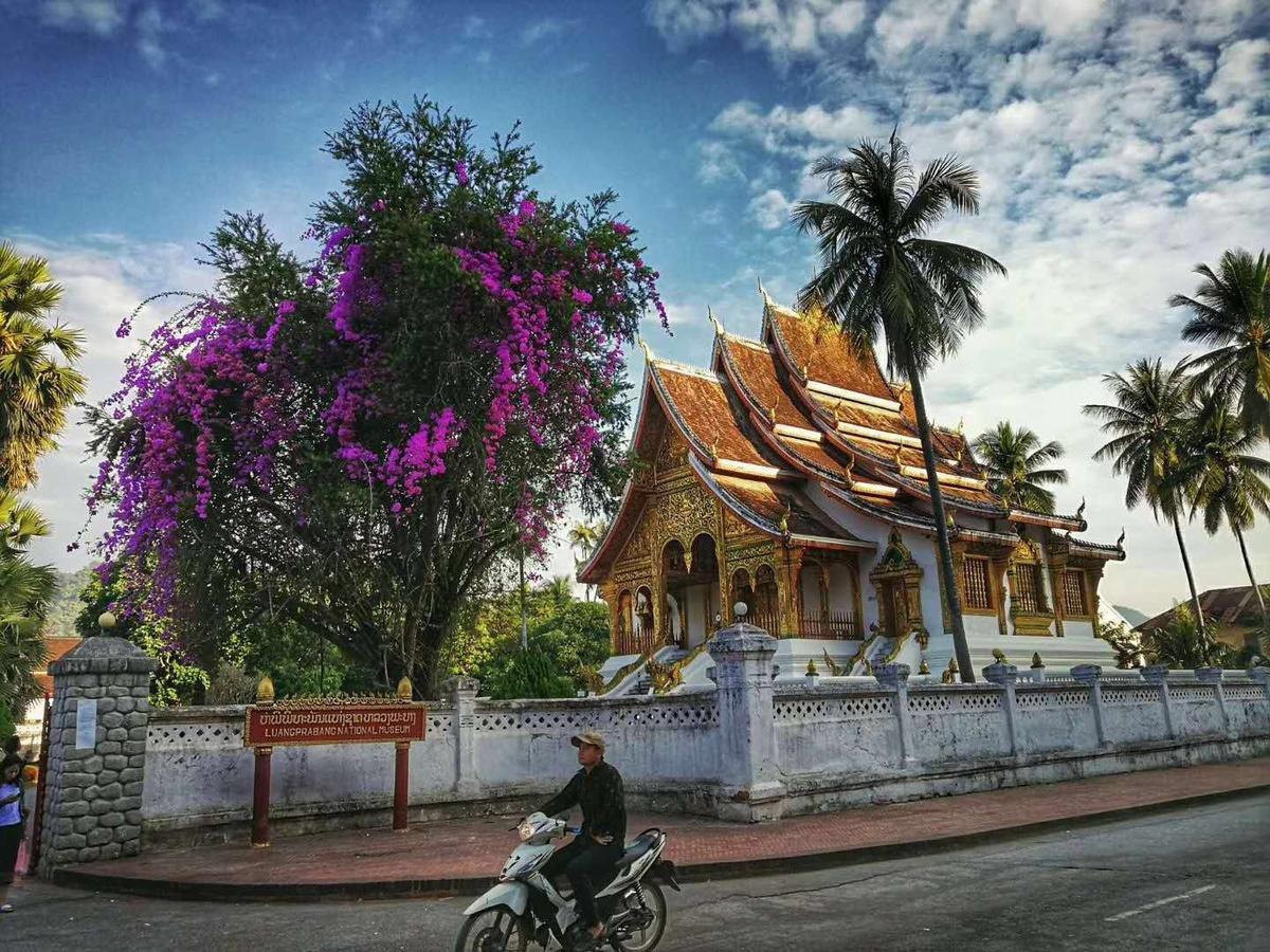 Wisdom Laos Hotel Luang Prabang Luaran gambar