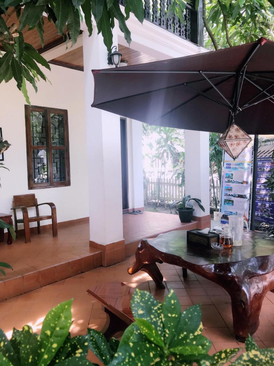 Wisdom Laos Hotel Luang Prabang Luaran gambar